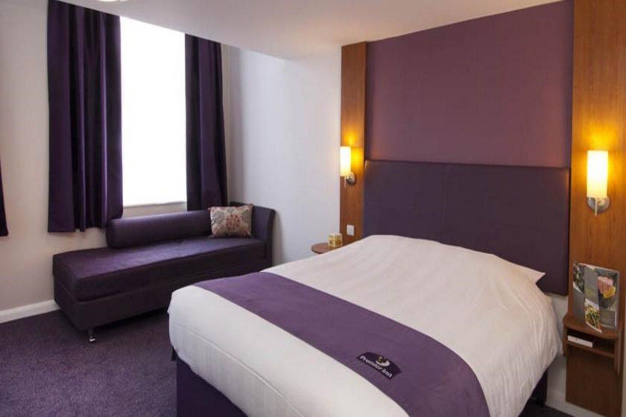 Premier Inn Stroud Stroud  Extérieur photo